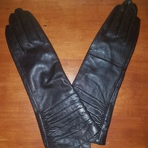 Jones New York Black Gloves